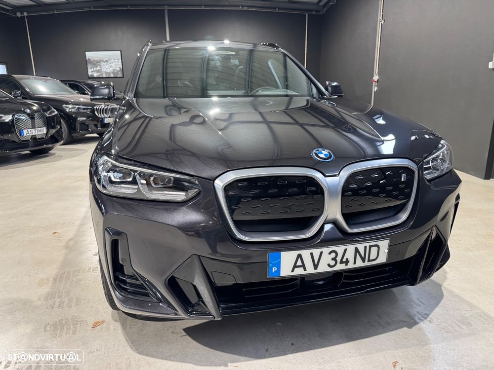 BMW iX3 M Sport Impressive - 2