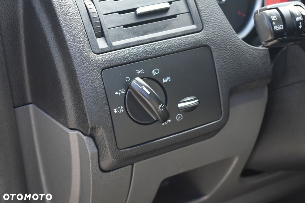 Ford Kuga 2.0 TDCi 2x4 Individual - 28