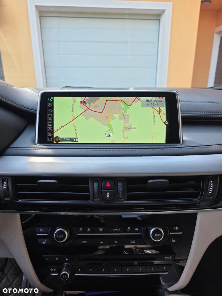 BMW X6 xDrive40d - 9