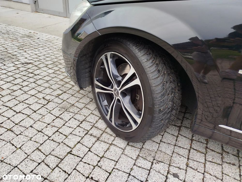 Mercedes-Benz Klasa C 350 7G-TRONIC Avantgarde - 39