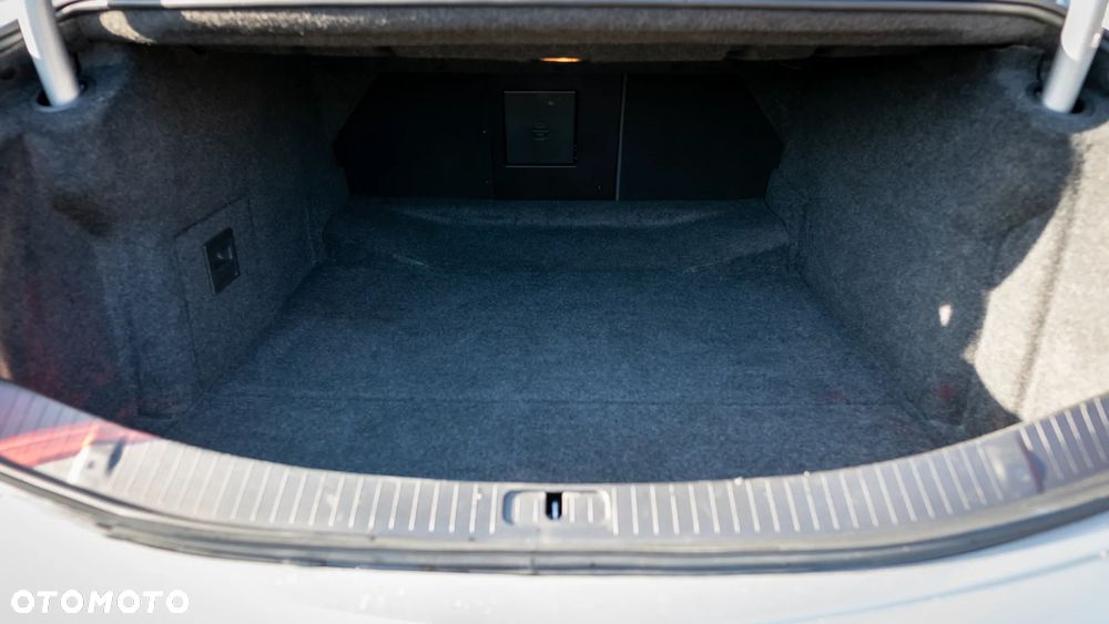 Cadillac XTS - 37