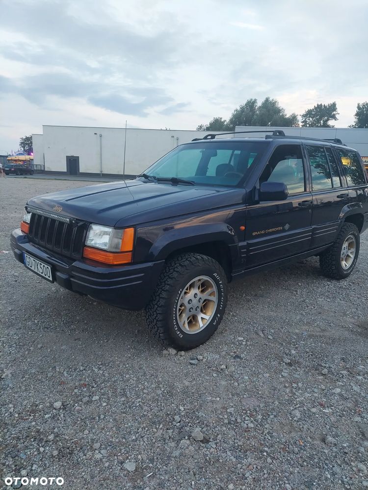 Jeep Grand Cherokee - 20