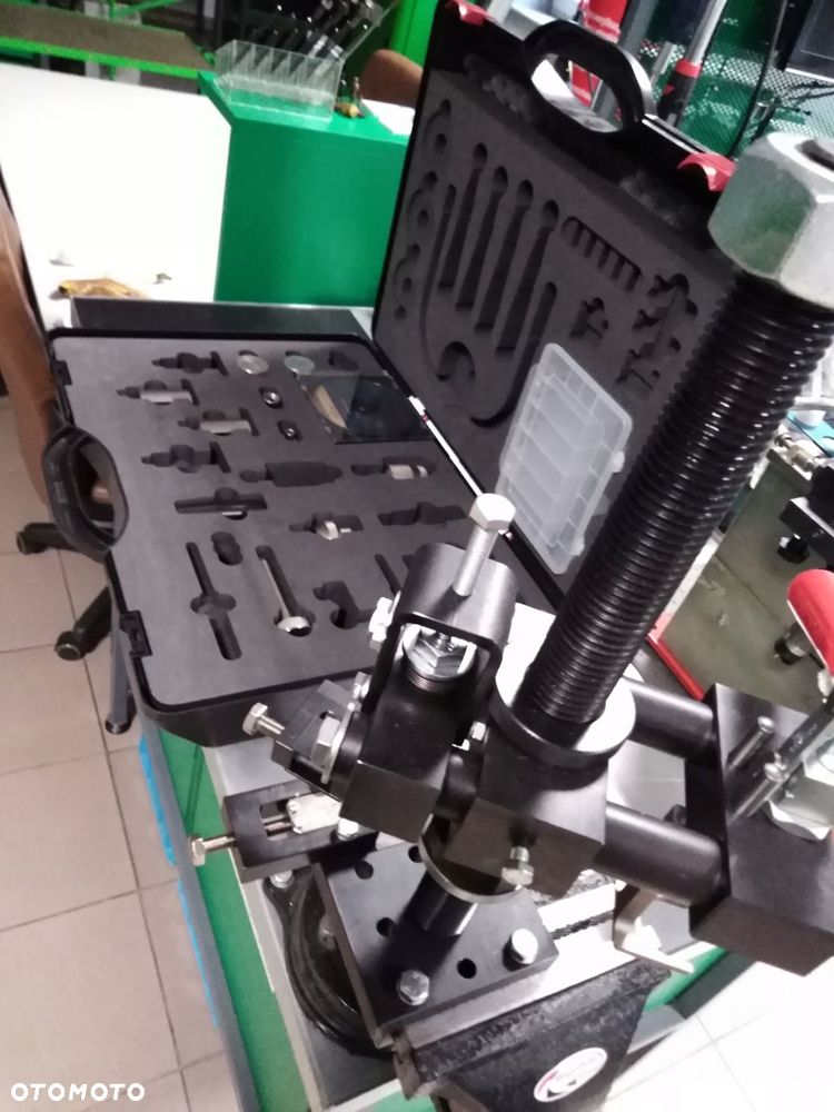 Eps 205 tester wtryskiwaczy 0 683 803 205 weryfikacja ima  ISA - 17