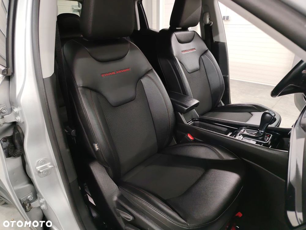 Jeep Compass 1.3 T4 4xe Automatik Trailhawk - 31