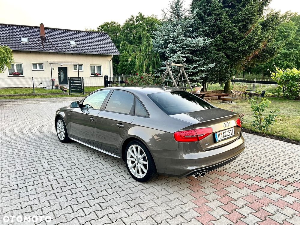 Audi A4 Limousine - 21
