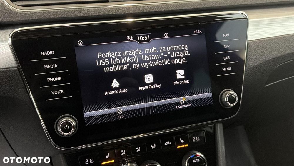 Skoda Superb 2.0 TDI SCR Ambition DSG - 21