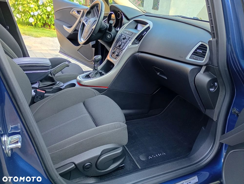 Opel Astra 1.4 Turbo Design Edition - 14