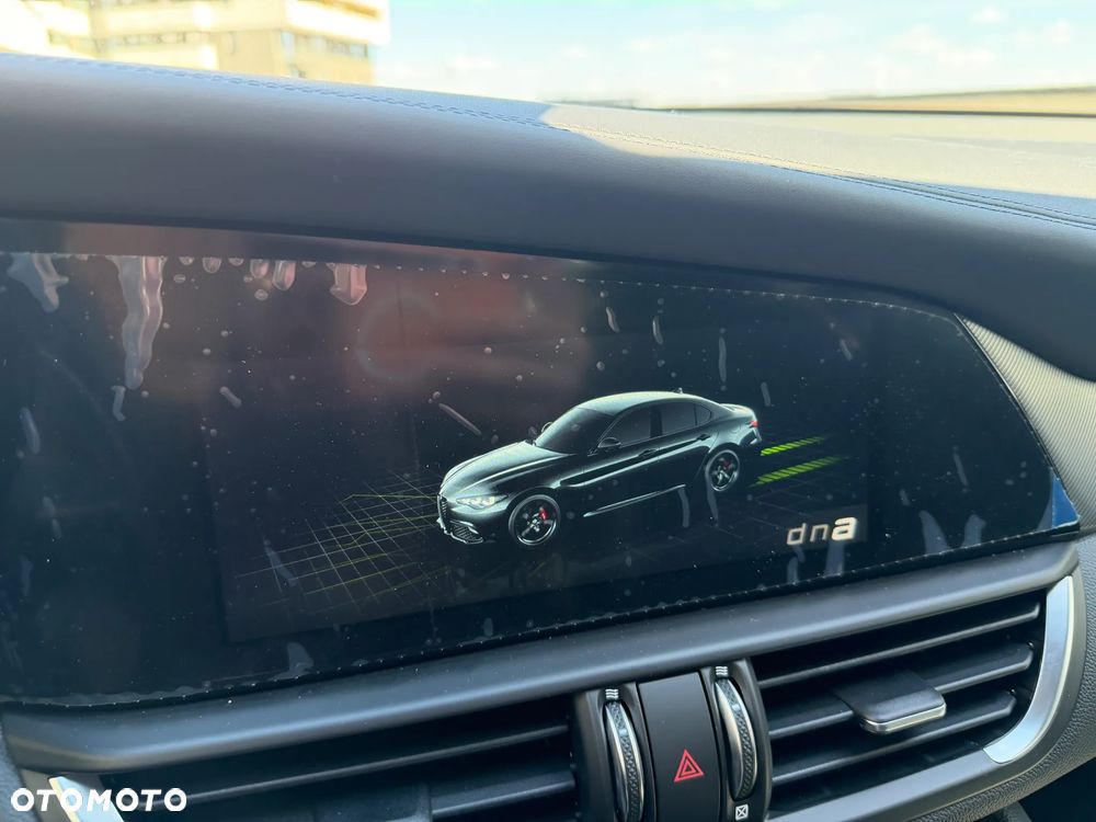 Alfa Romeo Giulia 2.0 Turbo Veloce Q4 - 39