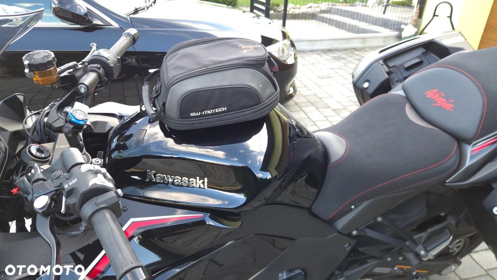 Kawasaki Ninja 1000 SX - 29