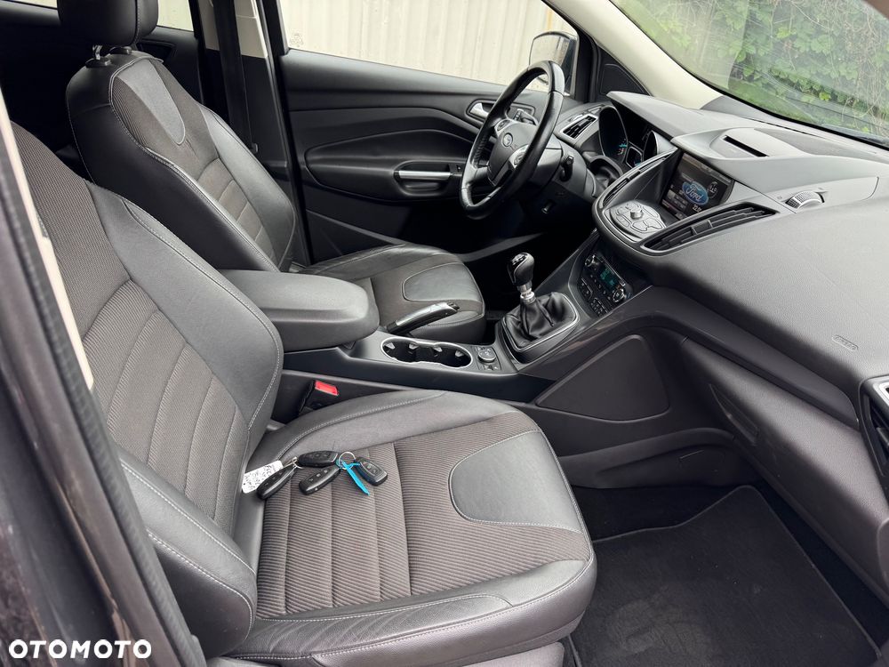 Ford Kuga 1.5 EcoBoost 2x4 Cool & Connect - 12