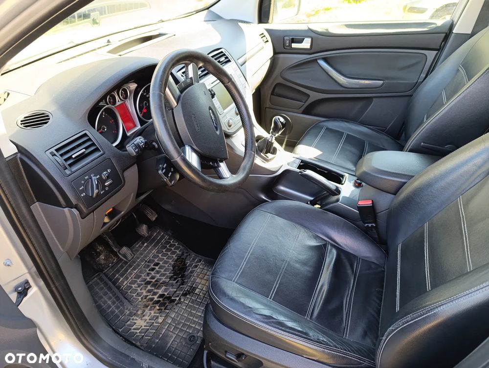Ford Kuga 2.0 TDCi 4WD Titanium - 8