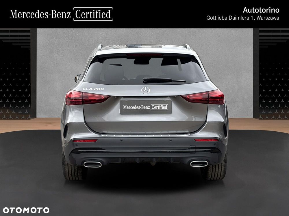 Mercedes-Benz GLA - 5