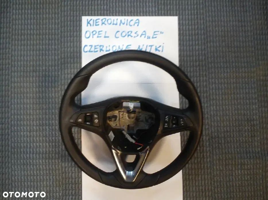 Kierownica Opel Corsa E Czerwone Nitki