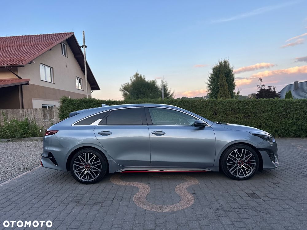 Kia ProCeed 1.6 T-GDI DCT7 OPF GT - 6