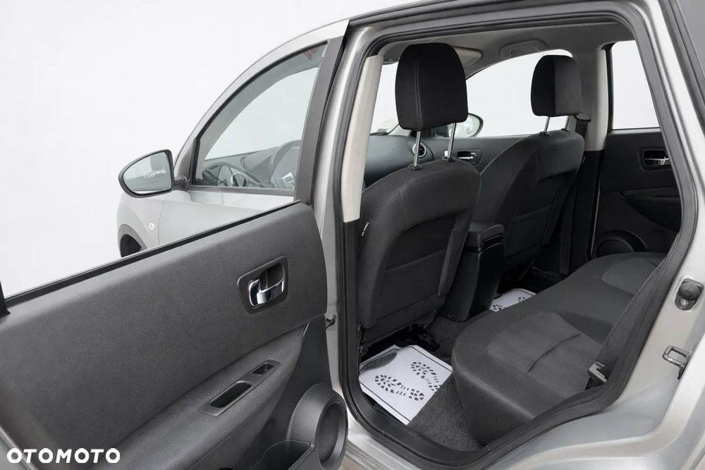 Nissan Qashqai 1.6 dCi DPF acenta - 16