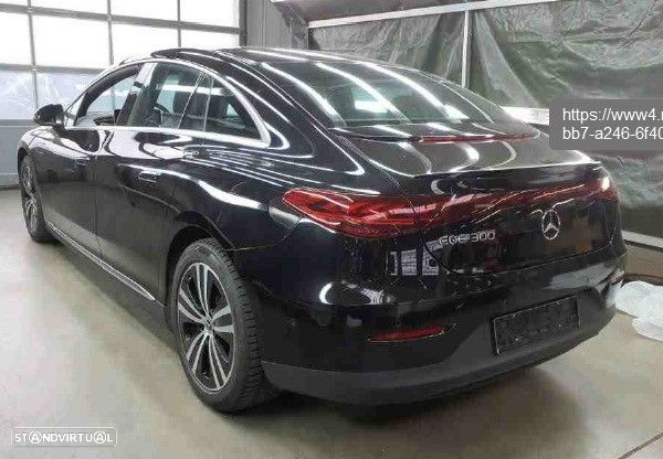 Mercedes-Benz EQE 300 Edition - 2
