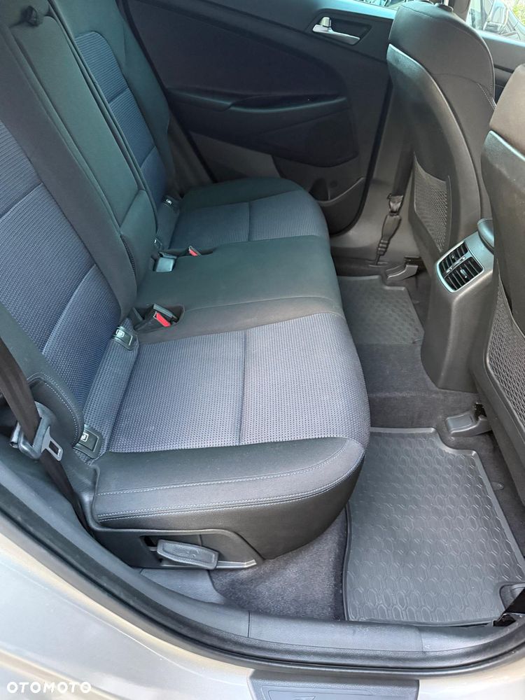 Hyundai Tucson 1.6 GDi Comfort 2WD - 19