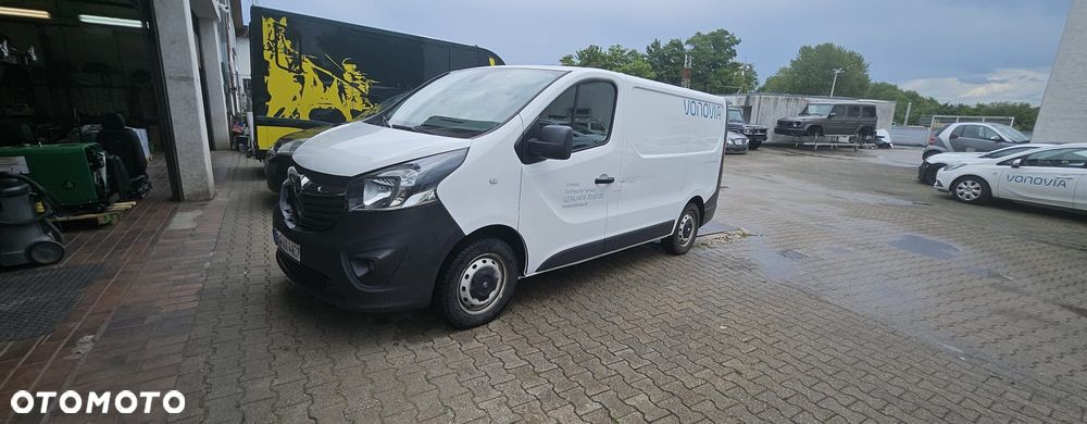 Opel vivaro - 9