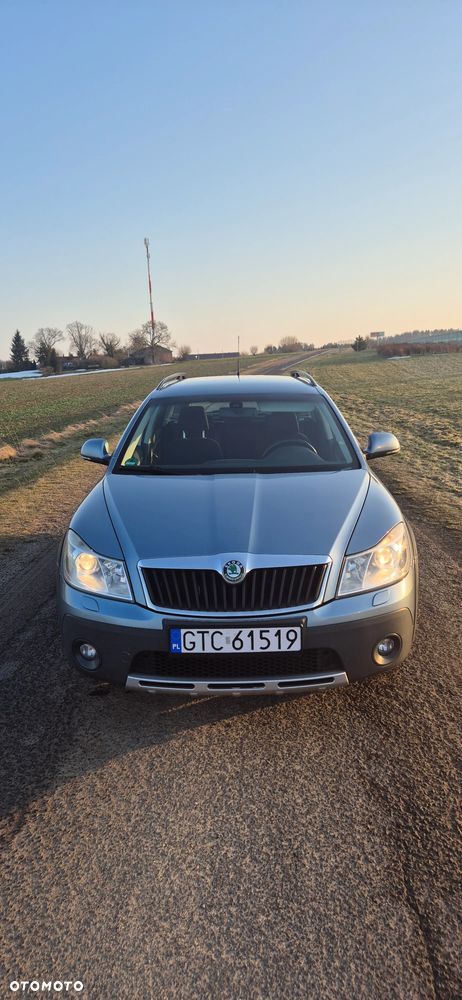 Skoda Octavia 1.8 TSI 4x4 Scout - 2