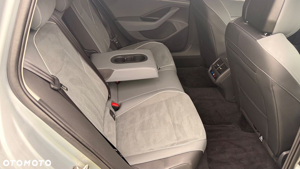 Volkswagen Passat 2.0 TDI EVO Business DSG - 16