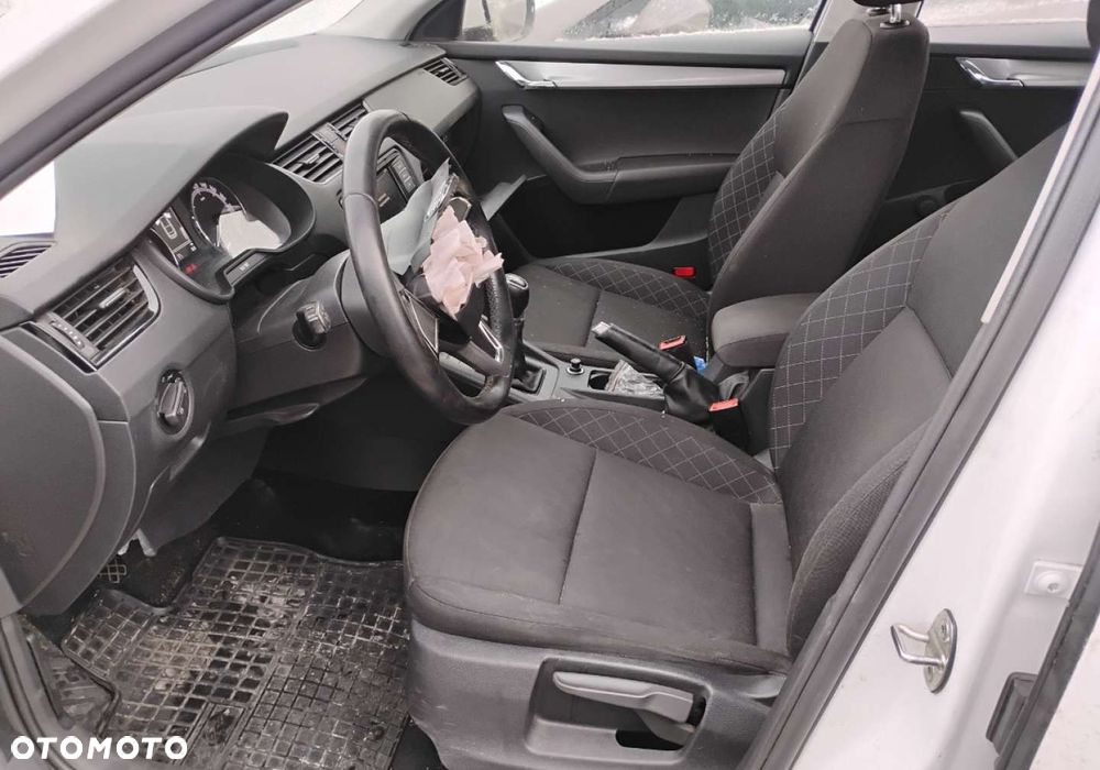 Skoda Octavia - 7
