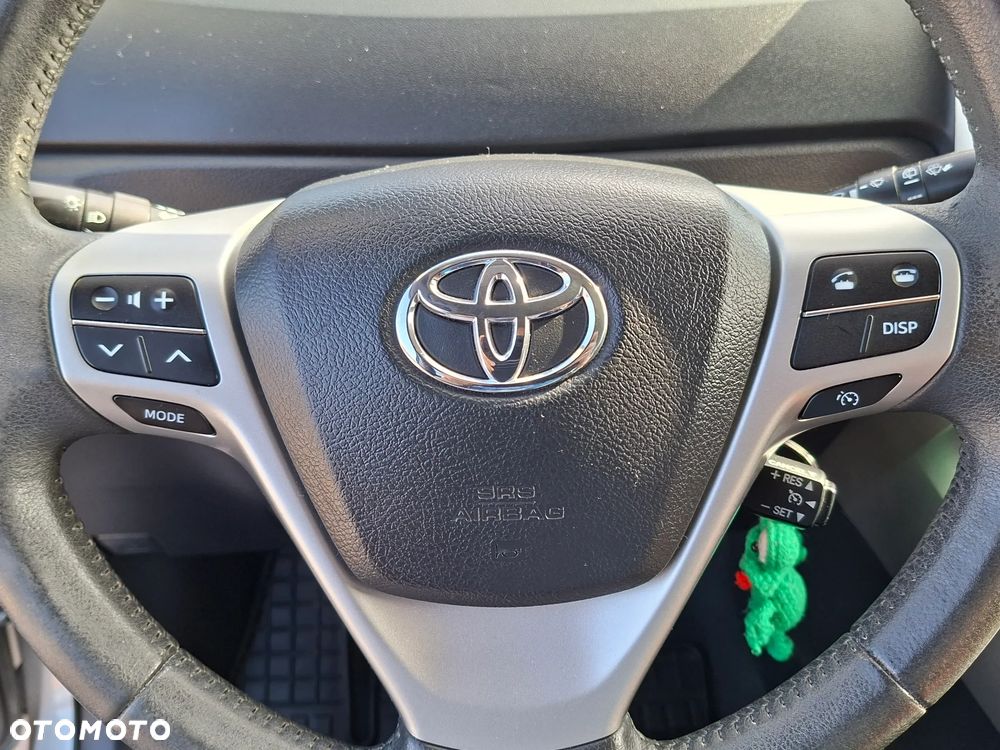 Toyota Verso 1.6 Sol EU5 - 13