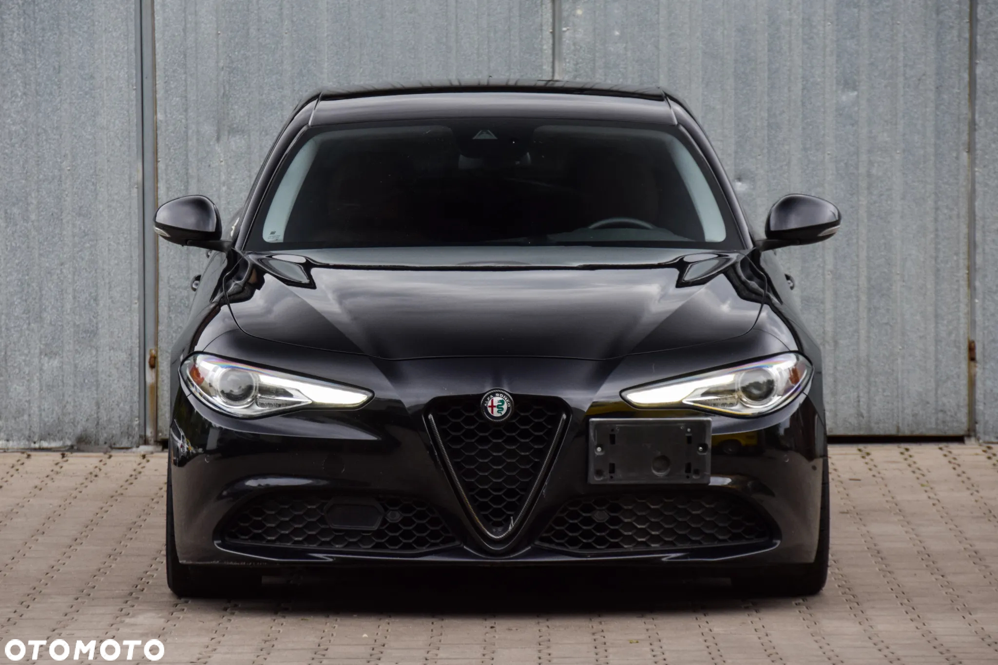 Alfa Romeo Giulia 2.0 Turbo 16V AT8-Q4 Estrema - 3