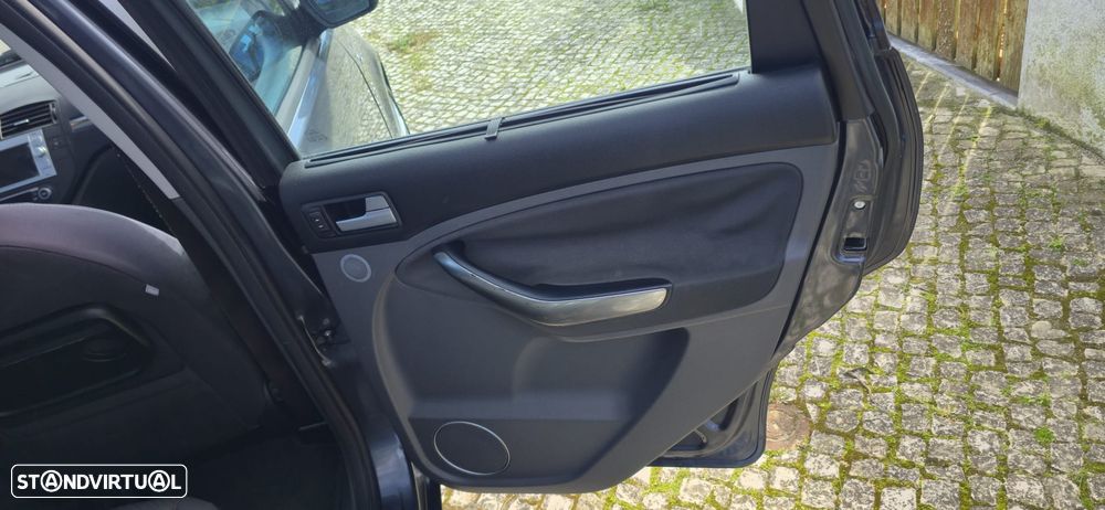 Ford C-Max 1.6 TDCi Titanium - 6