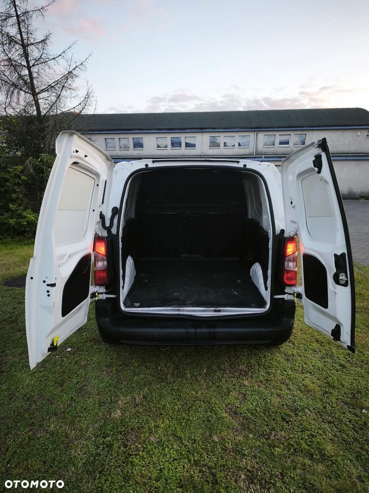 Opel COMBO - 18