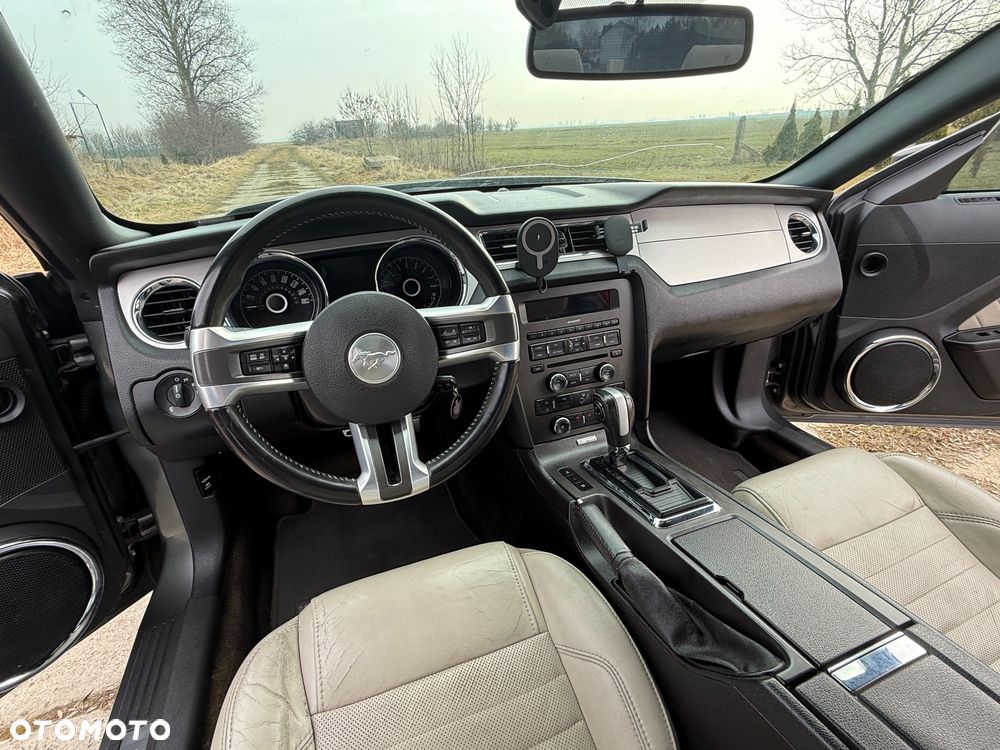 Ford Mustang 3.7 V6 Premium - 13