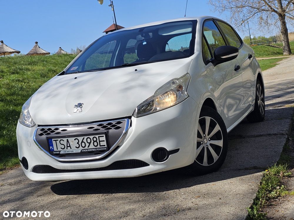 Peugeot 208 - 6