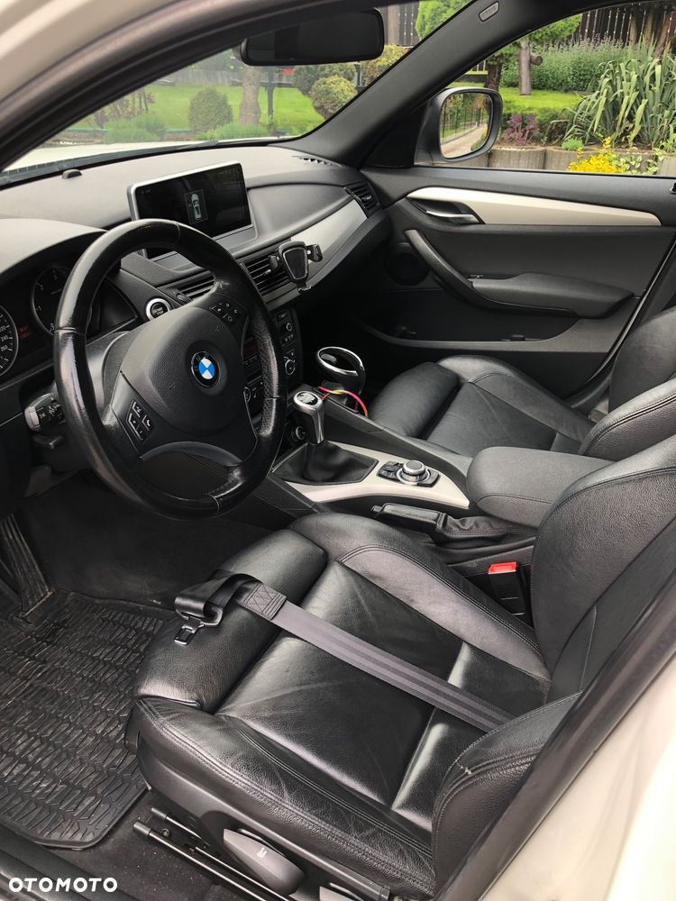 BMW X1 xDrive20d - 12