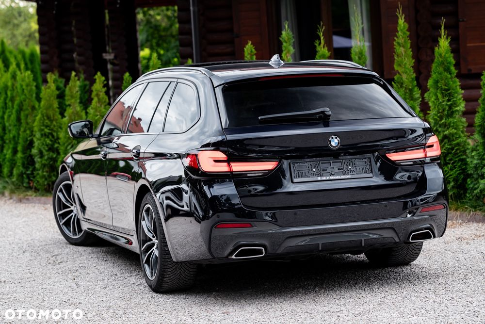 BMW Seria 5 520d Touring Sport Line - 8