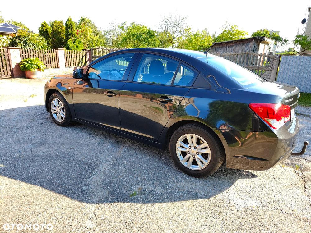 Chevrolet Cruze 1.7 LT - 3