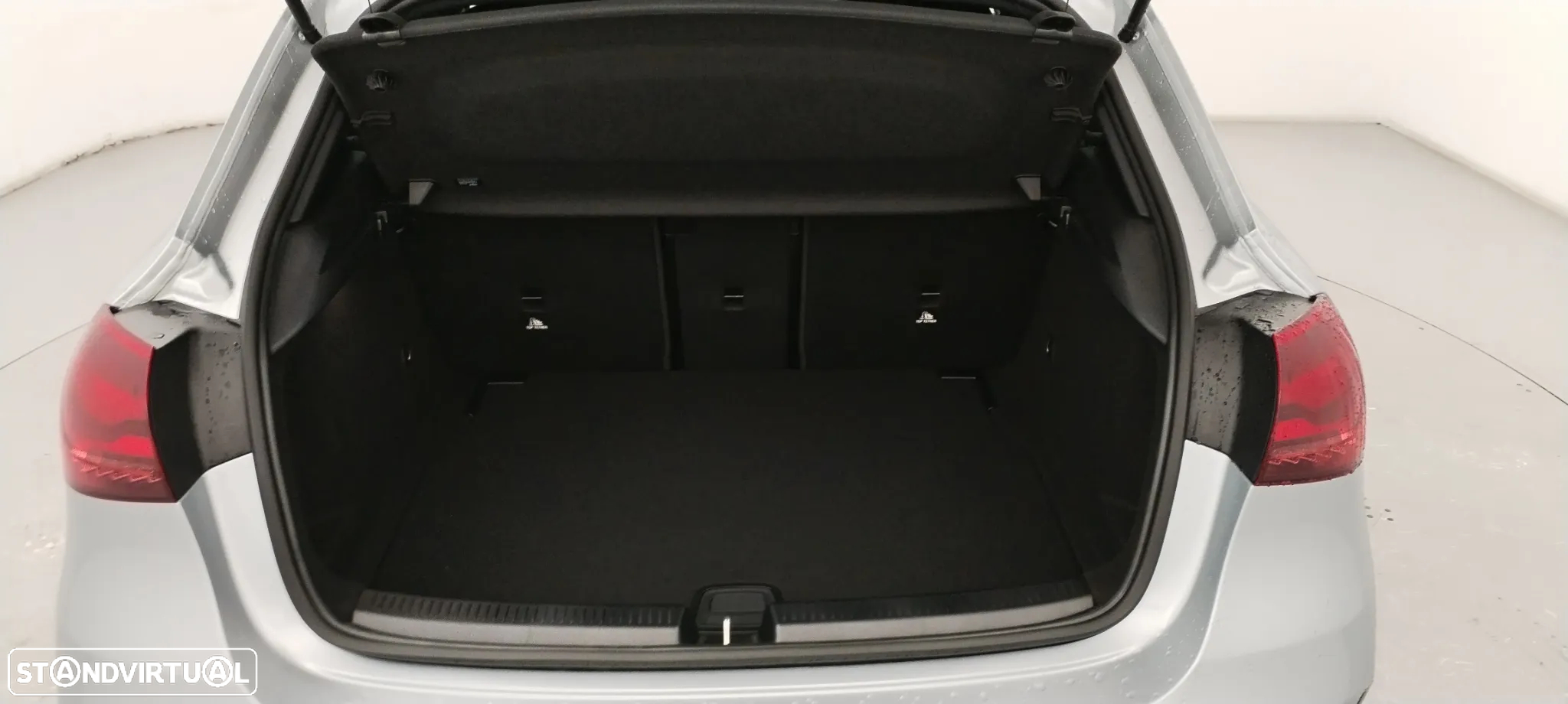 Mercedes-Benz A 200 Standard - 28