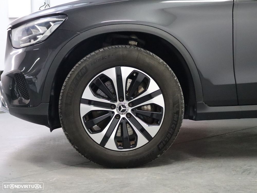 Mercedes-Benz GLC 300 e 4Matic - 23