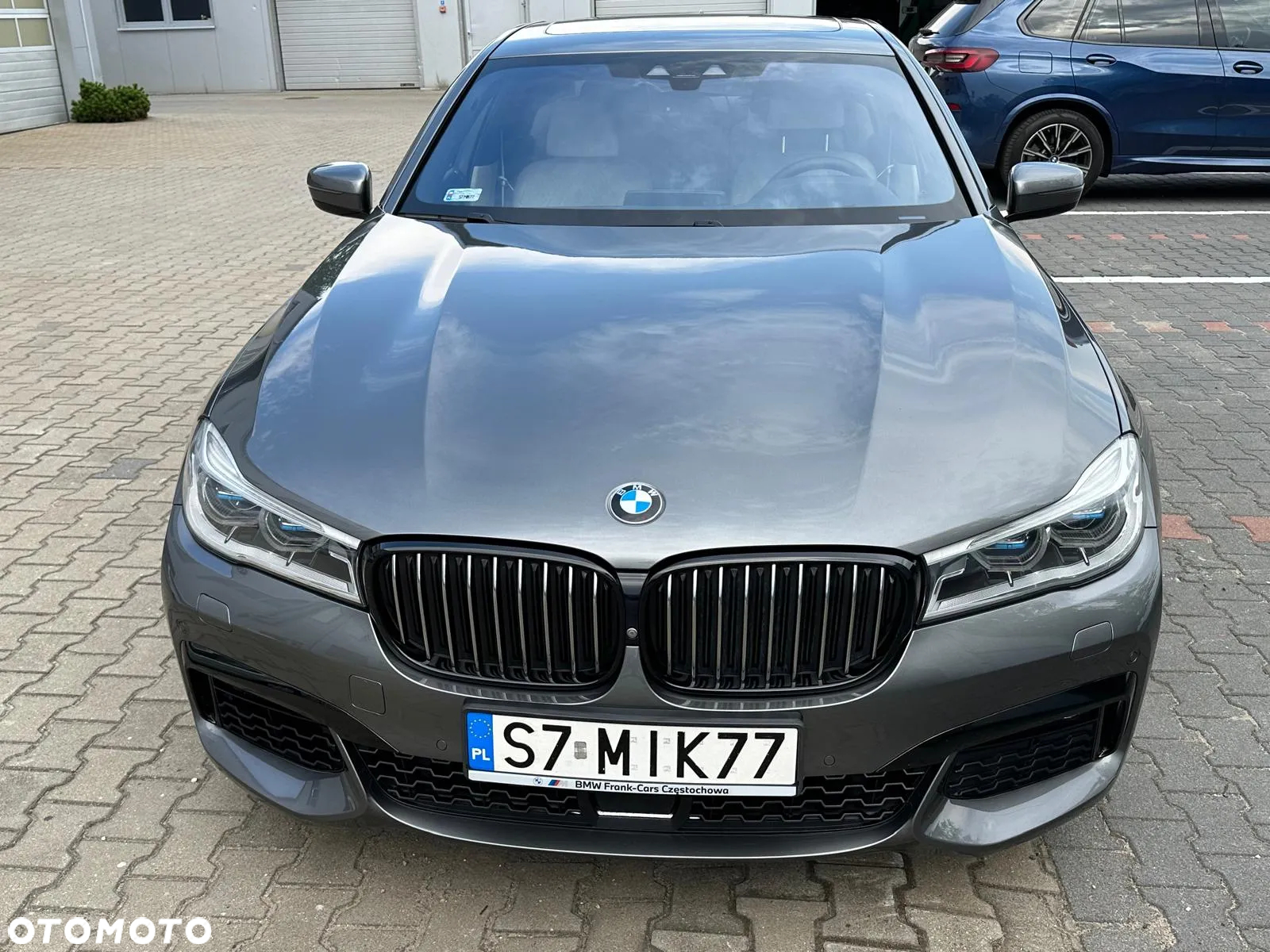 BMW Seria 7 750i xDrive - 2