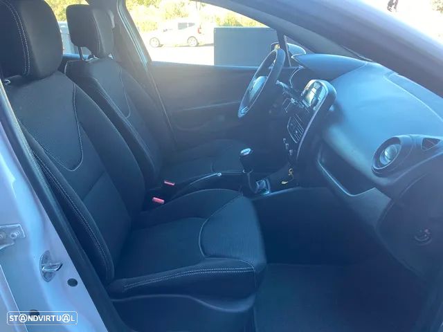 Renault Clio 1.5 dCi Confort - 27