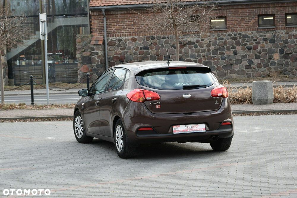 Kia Ceed - 5