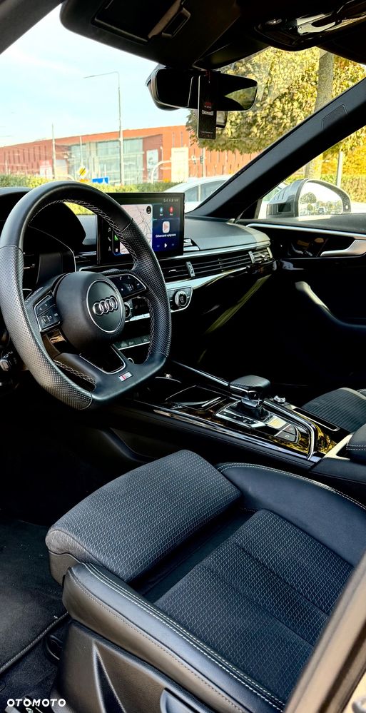 Audi A4 Limousine - 19