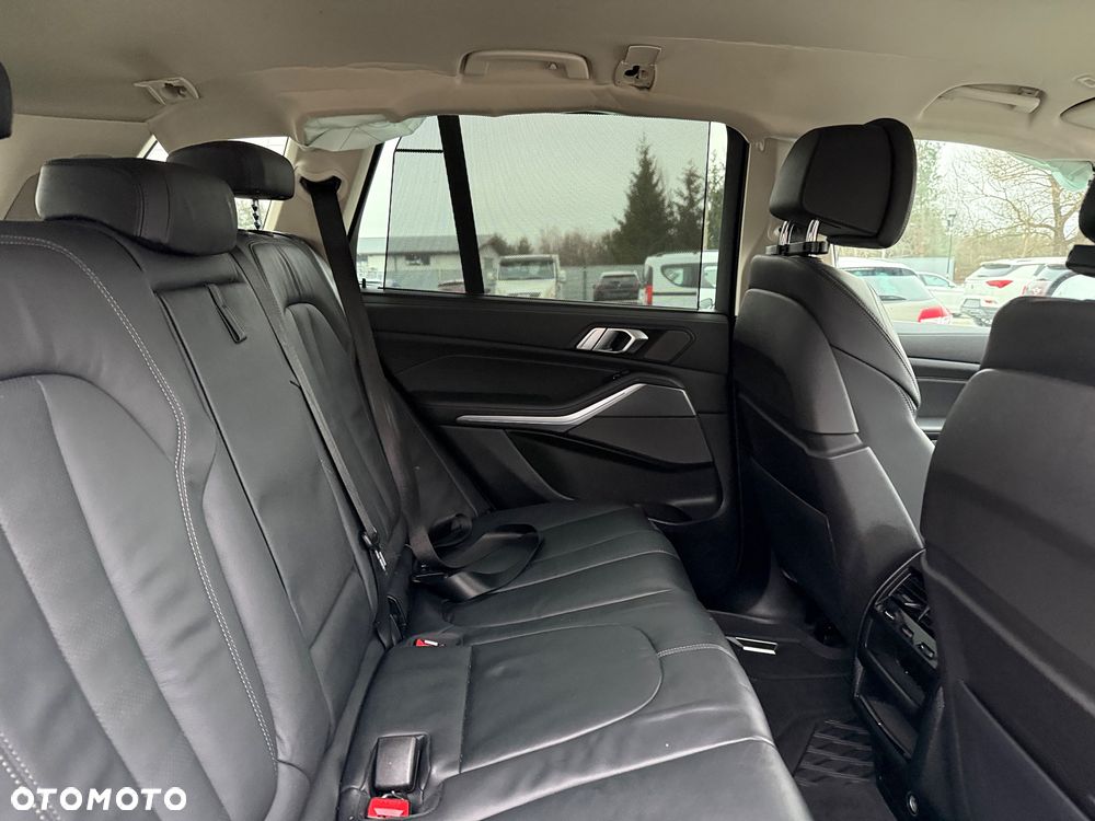 BMW X5 xDrive45e - 22