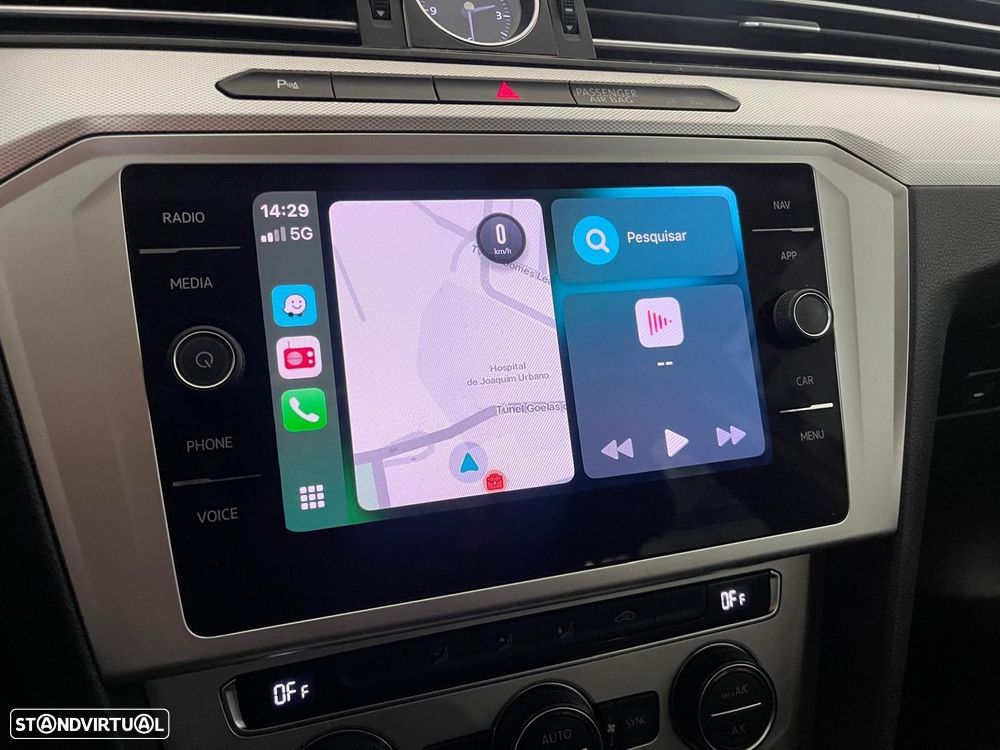 VW Passat Variant 2.0 TDi Elegance DSG - 18