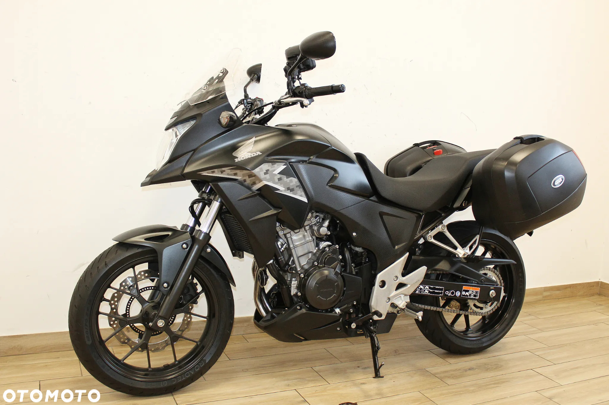 Honda CB - 4