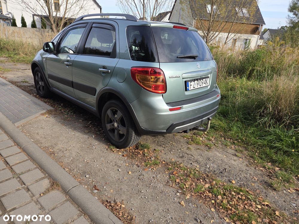 Suzuki SX4 - 3