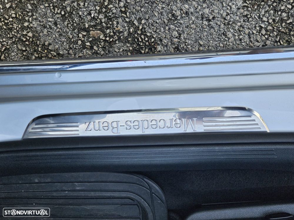 Mercedes-Benz E 220 d Avantgarde+ - 10