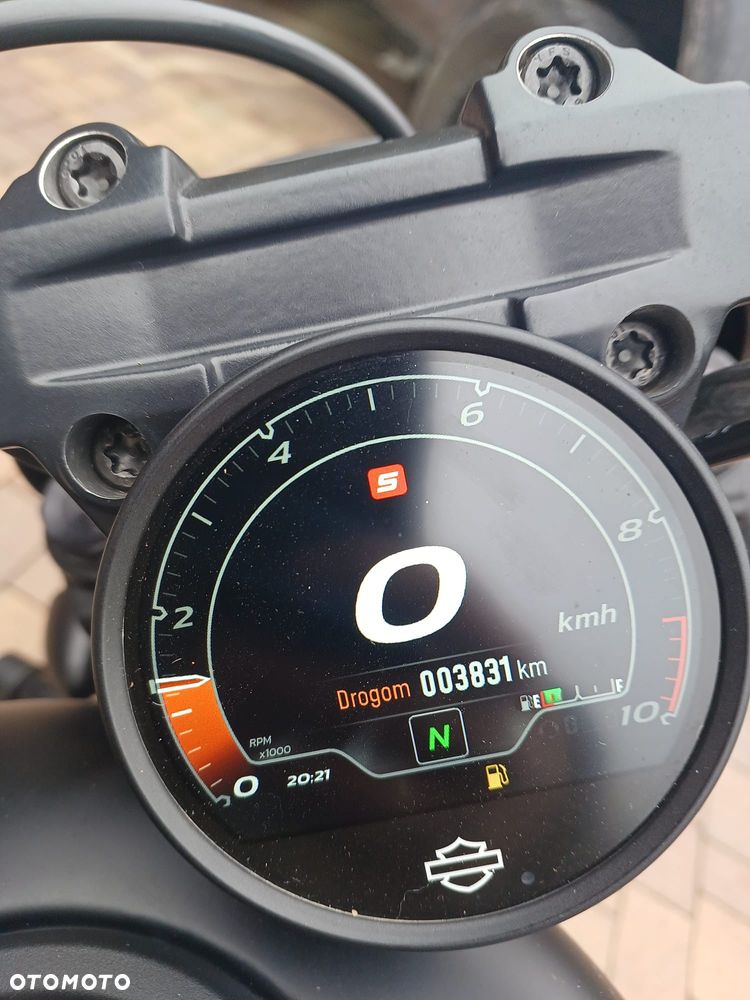 Harley-Davidson Sportster - 4