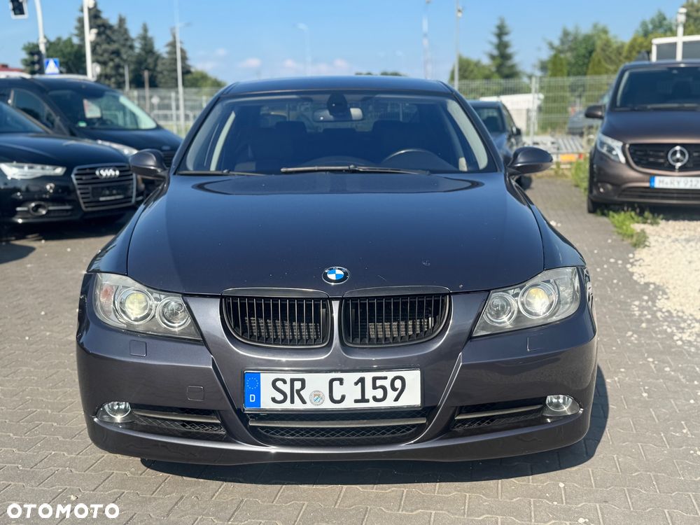 BMW Seria 3 325i - 2