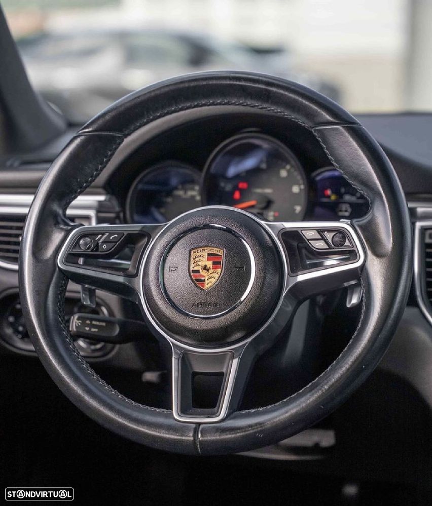 Porsche Macan 2.0T - 22