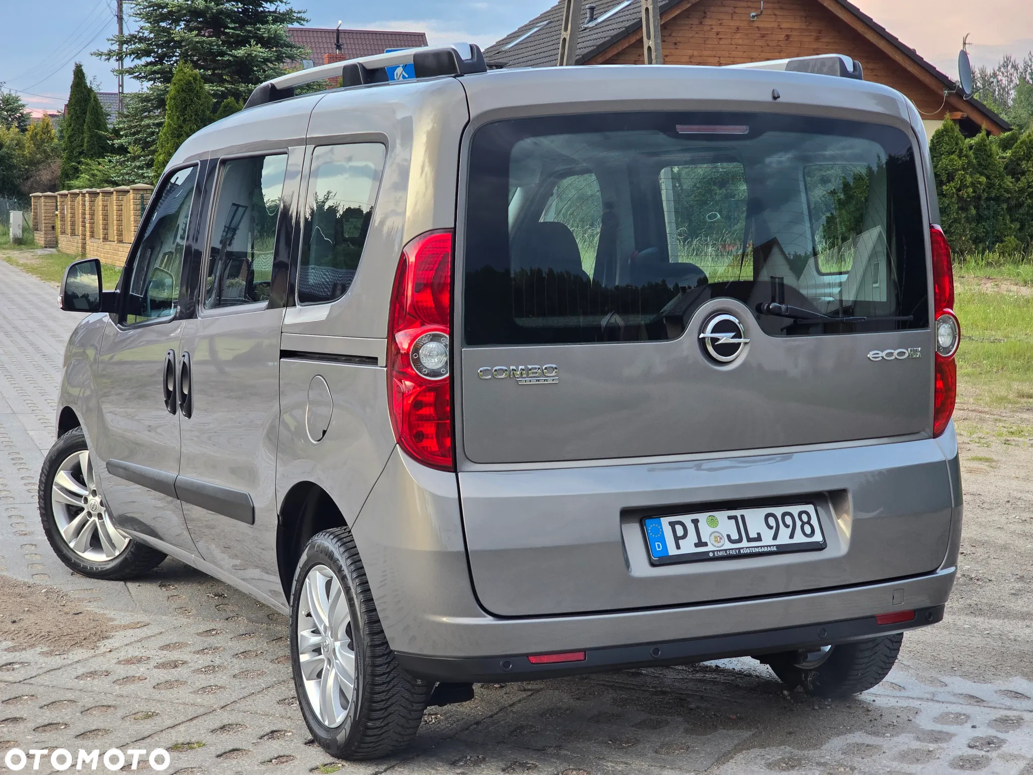 Opel Combo Tour 2.0 CDTI Cosmo - 3
