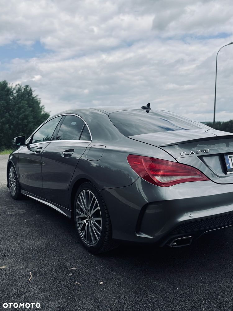 Mercedes-Benz CLA 250 7G-DCT AMG Line - 9